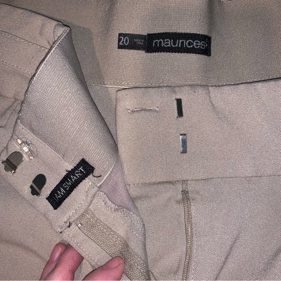 Maurices Tan Capris - Picture 2 of 4